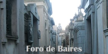Visita guiada al Cementerio de La Recoleta
