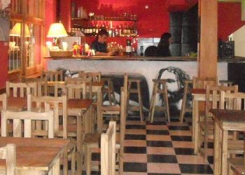 El Bar Comunidad del Cisne