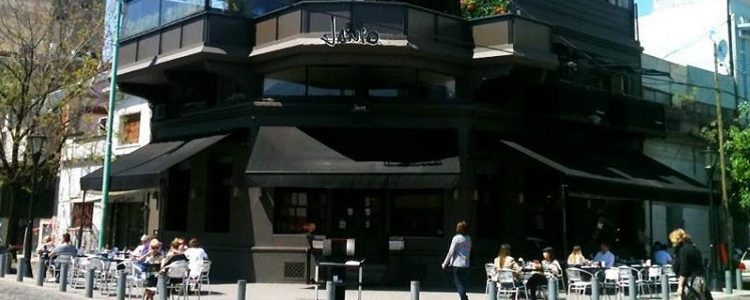 El Restaurante Janio Grill
