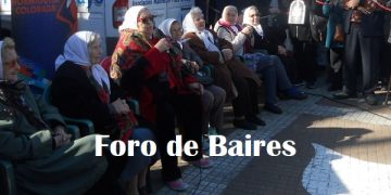 Hebe de Bonafini abrió su clásica oratoria de los Jueves luego del emotivo abrazo a la Plaza de Mayo