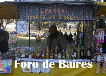 «Zachary Licores», el puesto en la Feria de Parque Patricios que vende ricos tragos