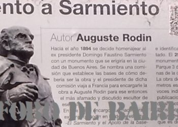 El controversial monumento a Sarmiento emplazado en el Parque Tres de Febrero