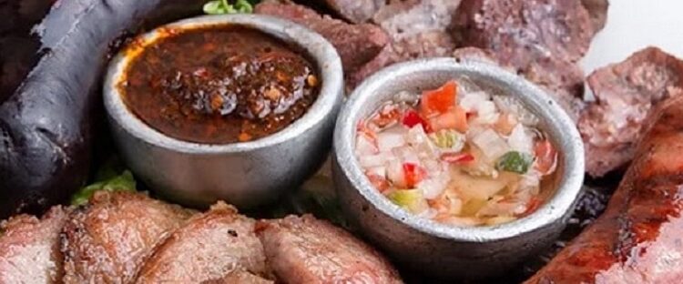 Salsa criolla: ¿por qué se llama salsa así siendo un aderezo frío?