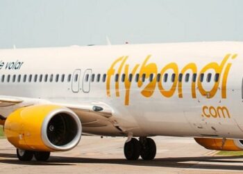 Multan a una empresa aérea por publicitar pasajes sin la información precisa de su costo