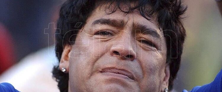 Murió Diego Maradona a pocos días de haber cumplido 60 años