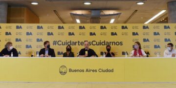 Rodríguez Larreta: “Volverán gradualmente los alumnos de primaria y secundaria antes de fin de año”