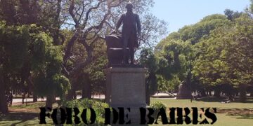 El monumento a George Washington cerca de la Embajada de Estados Unidos