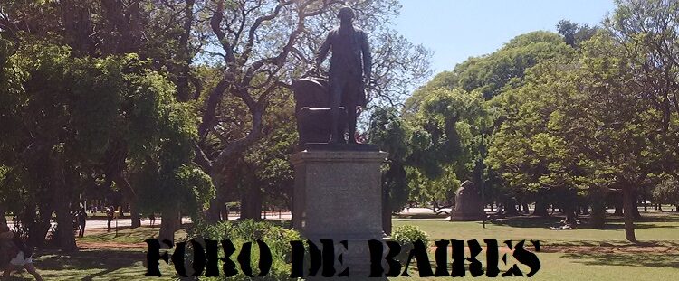 El monumento a George Washington cerca de la Embajada de Estados Unidos