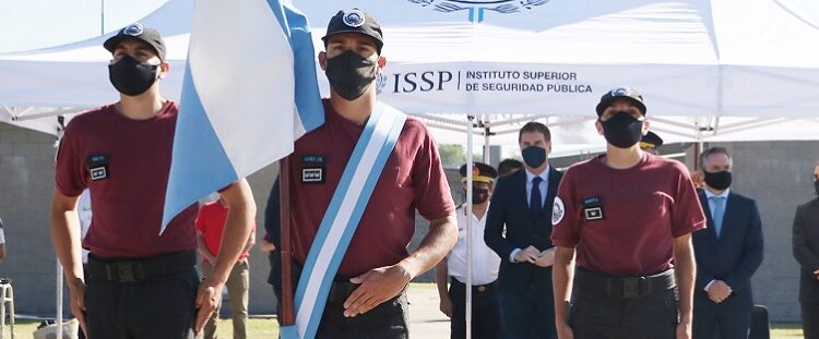 Los cadetes de la Policía de la Ciudad juraron Fidelidad a la Bandera Nacional