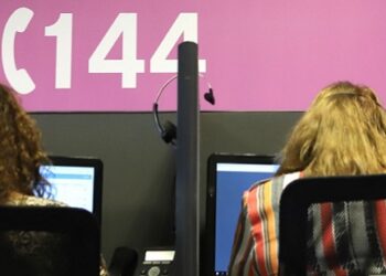 Atender los casos de violencia de género durante la pandemia: el trabajo de la Línea 144 de la Ciudad, en primera persona