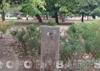 Colocaron varios bebederos en el Parque Las Heras