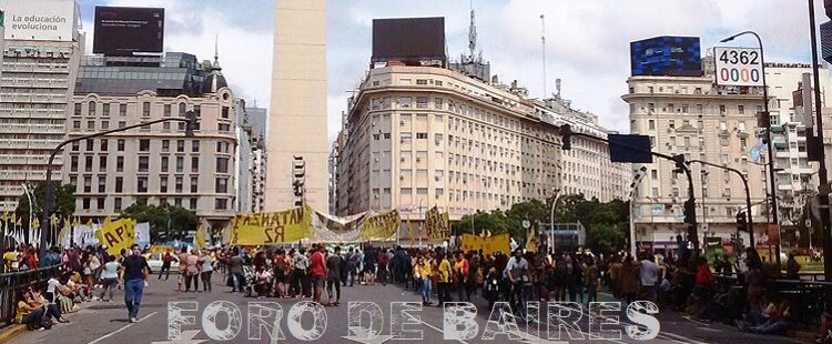 Es tu culpa, es la mía. Son lo piqueteros, es la policía