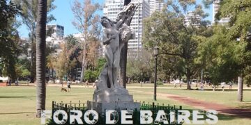 El monumento «La Cigale» de Félix Maurice Charpentier