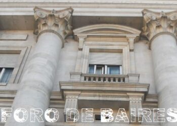 El Banco de la Nación Argentina se ubica en el Bajo de la Ciudad y nació en 1888