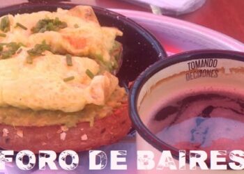 Omellete con pan y café, y que viva la diversidad