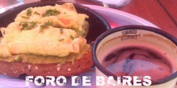 Omellete con pan y café, y que viva la diversidad