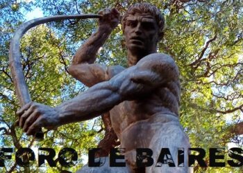 El Arquero, un atlético y bello monumento ubicado en Libertador y Ramón Castilla