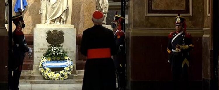 El cardenal Poli en el Tedeum: «Con voluntad de acordar dialogando, achicaremos las diferencias»