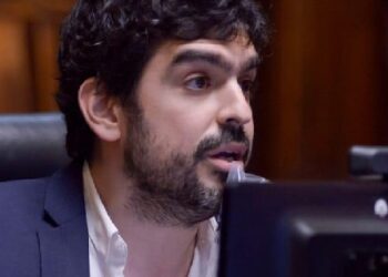 Frenan el impuesto a las tarjetas de crédito