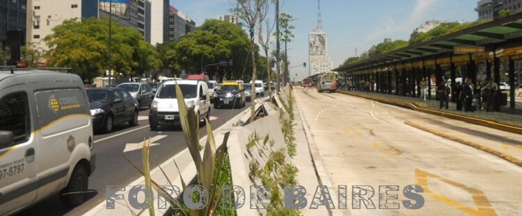 Ordenan a una empresa y una concesionaria automotriz que ajusten la cuota mensual de un contrato de ahorro previo