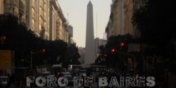 La historia de la calle Corrientes, desde el Luna Park hasta La Chacarita