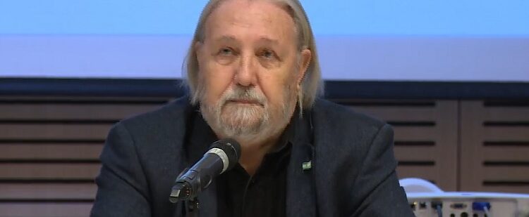 Se presentó el libro «Siete banderas, siete destinos» sobre el Operativo Cóndor y la reafirmación de la Soberanía Argentina en las Islas Malvinas