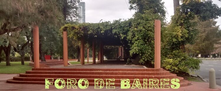 La Plaza República Árabe de Egipto, un inmenso predio arbolado con alternativas para todas las edades