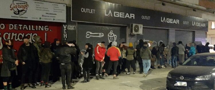 Desbaratan dos fiestas clandestinas en Villa Crespo y clausuran bares en Palermo tras inspecciones