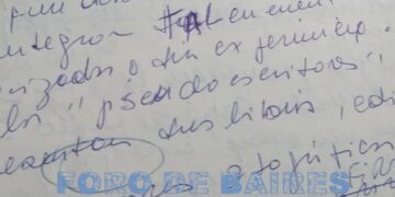 Grafología: ¿Cómo se analizan los espacios entre palabras y líneas?