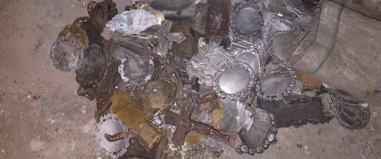 Cuatro detenidos por el robo de placas de bronce en el Cementerio de la Chacarita