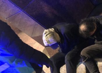 Dos detenidos en Recoleta por robar bronces de edificios