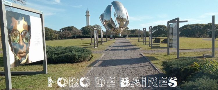 Continúa la exposición al aire libre «Rocca & Roll” de Gabriel Rocca, dedicado al Rock Nacional