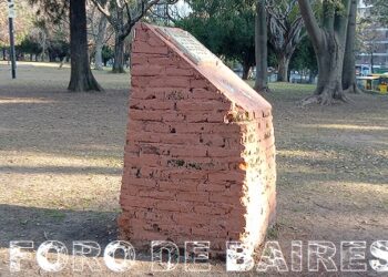 El muro perteneciente a los cimientos de la Ex Penitenciaría