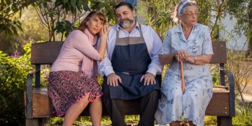 “Fuerte como el vidrio frágil” de Merceditas Elordi llega al Patio de Actores