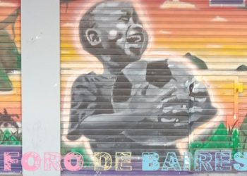 Arte urbano en las esquinas y cuadras del Microcentro