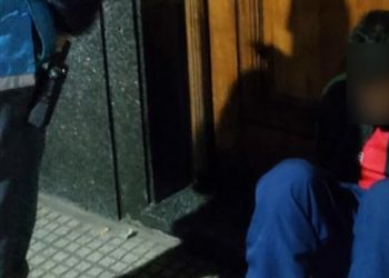 Dos detenidos en Recoleta: uno por violentar una persiana y otro por robar una cartera