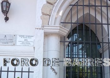 «El Castillo de Sandro», el sueño de Roberto Sánchez ubicado en Boedo