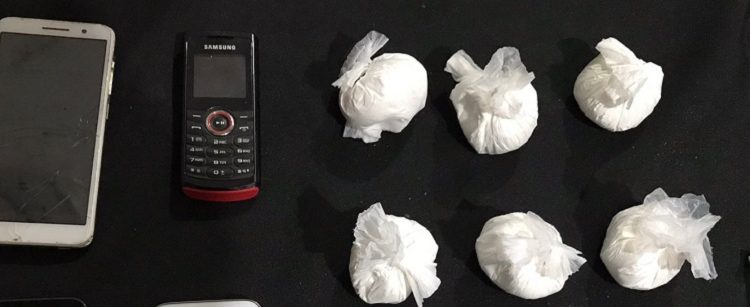 Cuatro detenidos y droga secuestrada en un hotel de Balvanera