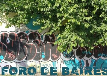 Los paredones graffiteados del Parque  Ferroviario guardan historias y secretos urbanos