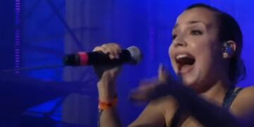 Agnes Simón, alias Femi, fue una de las cantantes más talentosas del Festival UBA 200 en Concierto