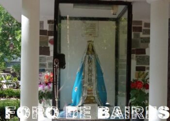 La imagen de Nuestra Señora de Itatí en la pequeña capilla de Plaza Almagro