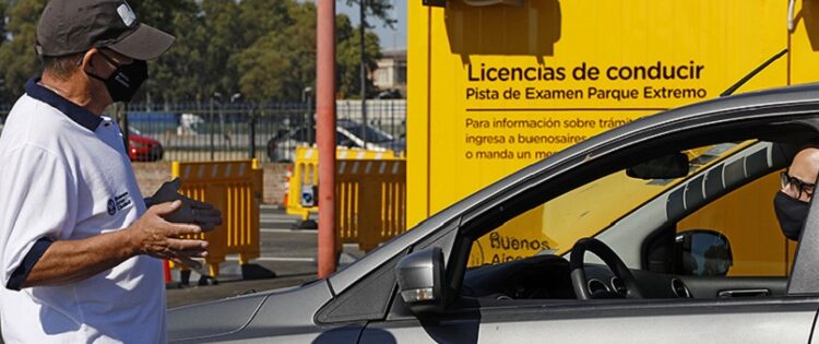 La Ciudad autorizó a circular en forma provisoria a quienes gestionaron la reimpresión de licencia de conducir