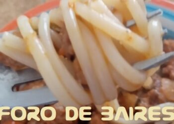 La diferencia entre comer fideos o tallarines
