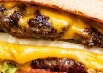 «Burgerpalusa» festeja este Sábado el día internacional de la hamburguesa