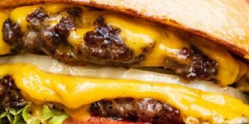 «Burgerpalusa» festeja este Sábado el día internacional de la hamburguesa