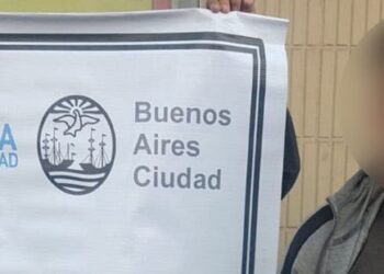 Detienen a un hombre que circulaba por la General Paz en un auto buscado por robo