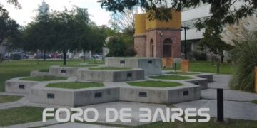 Un Parque en Palermo traspasado por los trenes azules