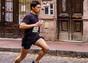 Continúa «Sentir la Ciudad», con ¡De pistas y postas!: La carrera del Casco Histórico