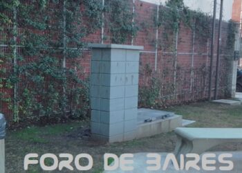 La Plaza Dr. Esteban L. Maradona, el atajo obligado para descansar entre el cemento y los ruidos de Palermo y Villa Crespo