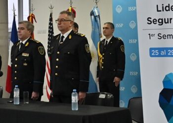 Con la presencia de autoridades de las policías de Miami, Nueva York y el FBI, dio comienzo el Primer Seminario Regional de Seguridad